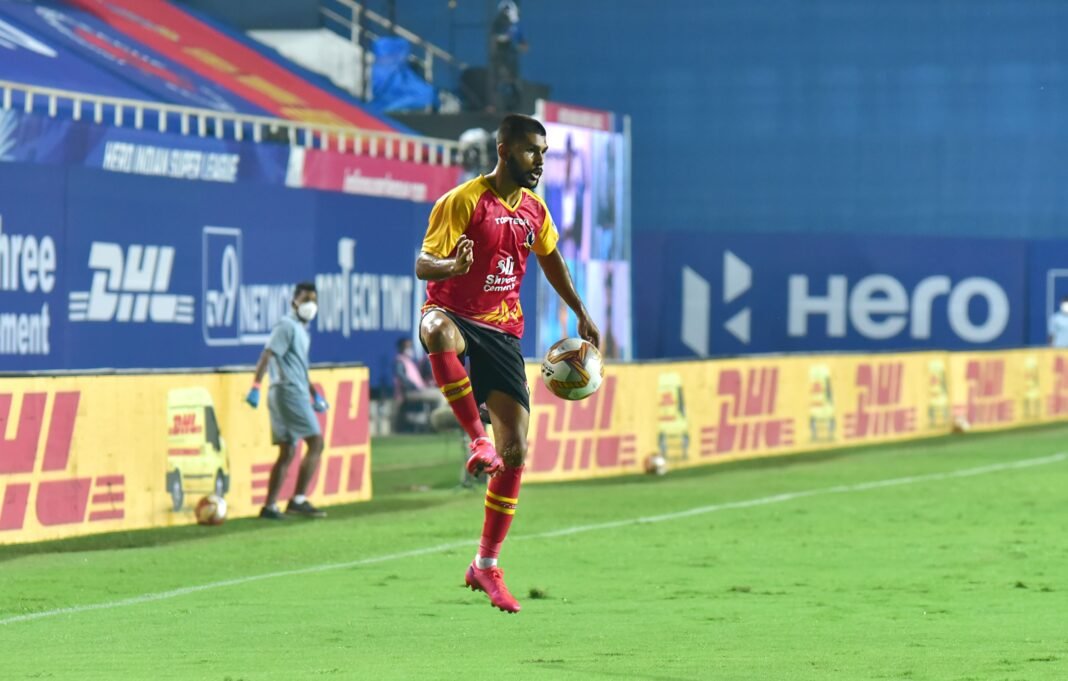 Chennaiyin_FC_sign_defenders_Ankit_Mukherjee