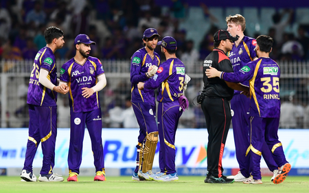 GT_vs_KKR_091-1