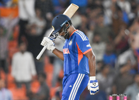 INDIA_VS_NEW_ZEALAND_FINAL_0174